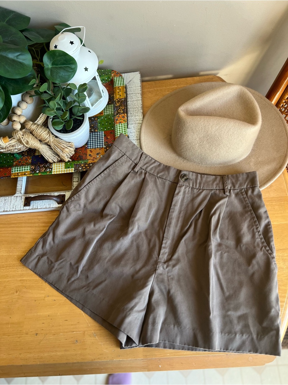 Reformation | Mason Shorts - Picture 7 of 9